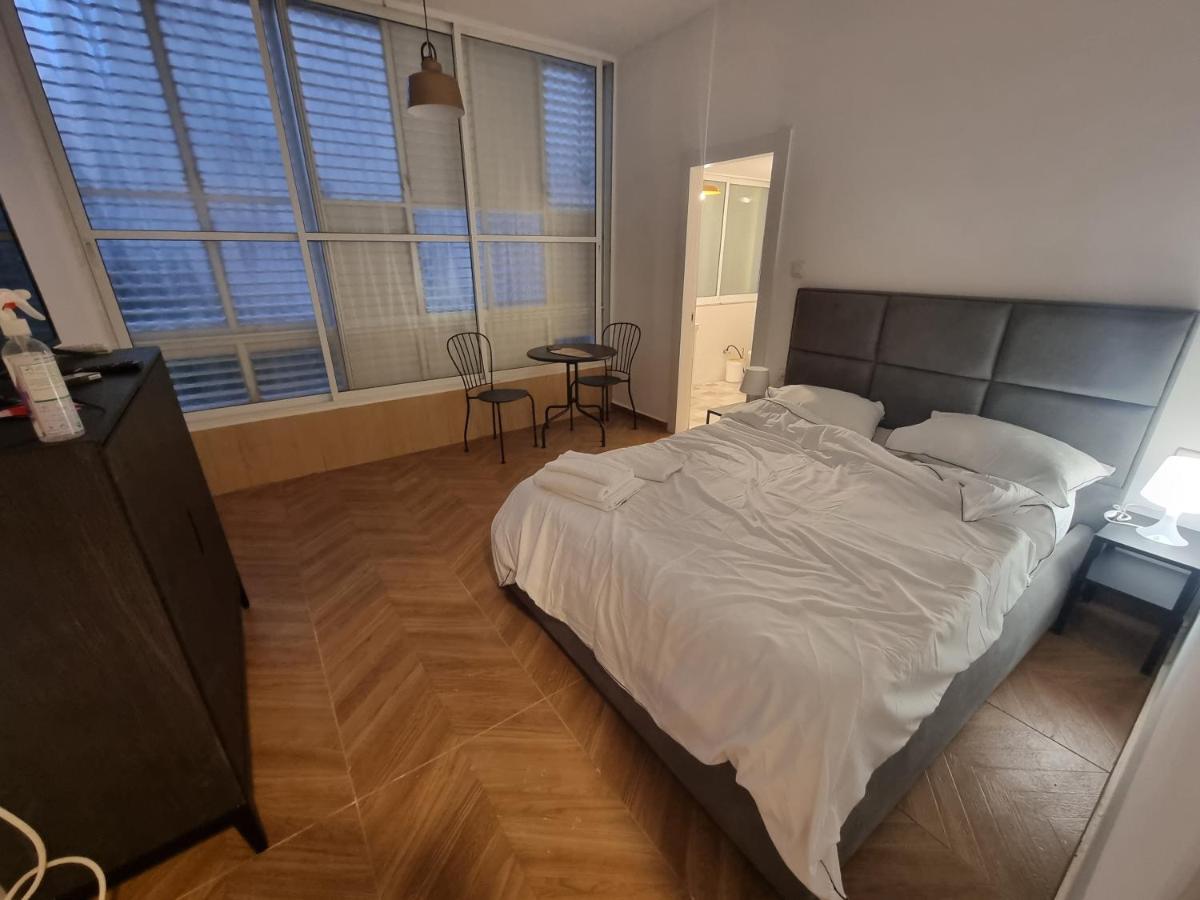 הברון Baron Daire Rişon LeTsiyon Dış mekan fotoğraf